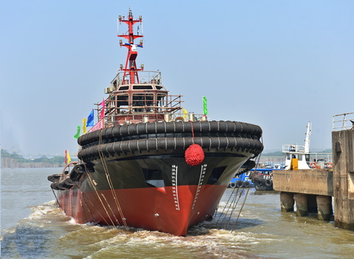 南通金港拖輪下水-壓縮.JPG