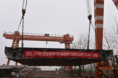 韓國4500DWT2#船上船臺-壓縮.JPG