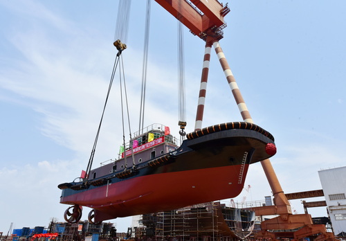 太港拖4002下水-壓縮.jpg