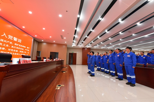 3 重溫入黨誓詞-壓縮.JPG